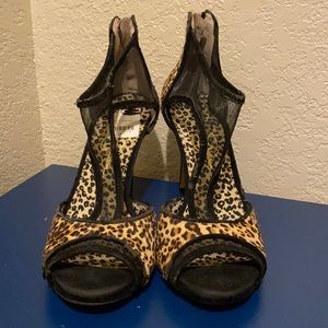 JESSICA SIMPSON, SIZE US 9